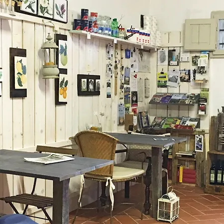 Alloggi In Storica Willa